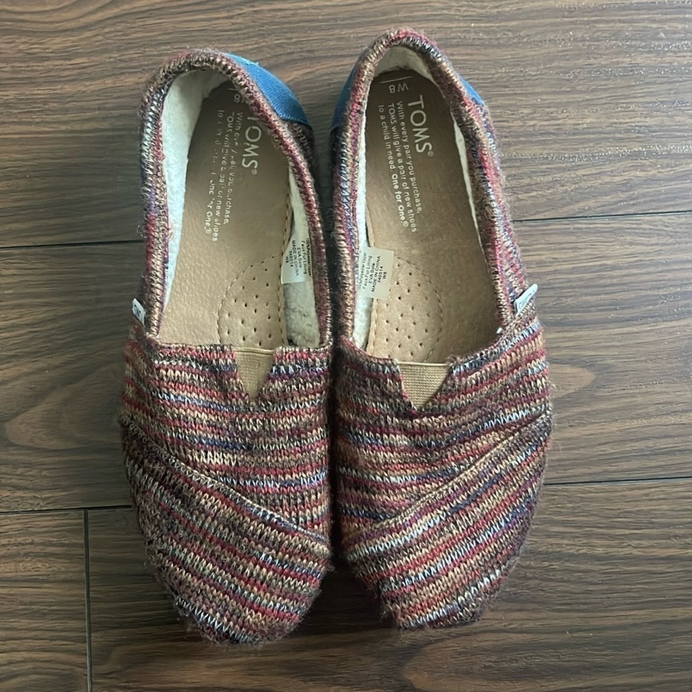 TOMS Classic ALPARGATA Slip On Flats Size 8